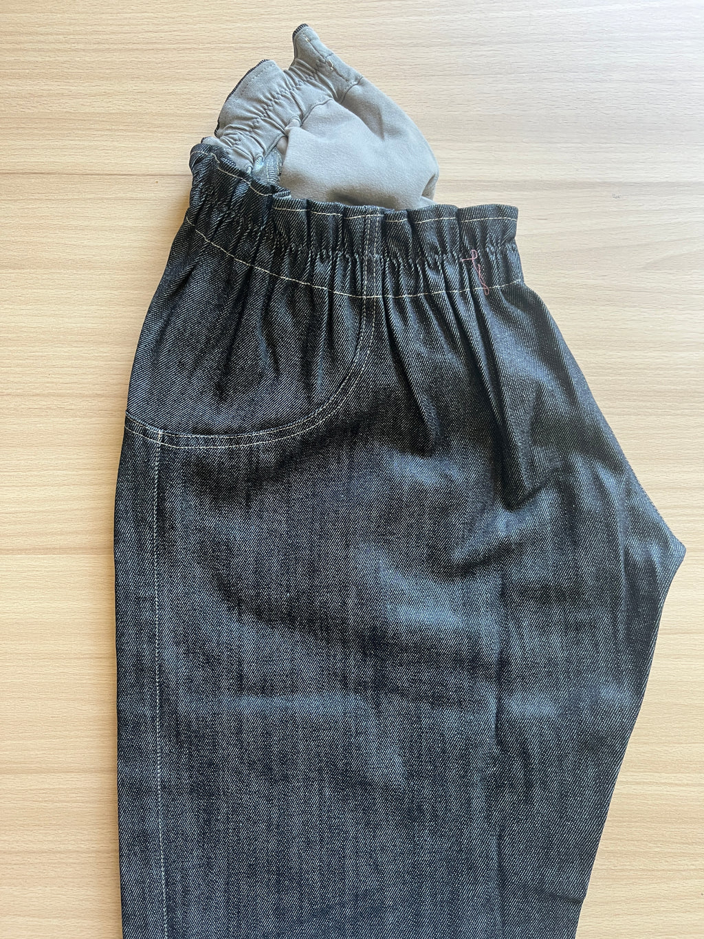 Basic Jeans Noir Taille 52-54