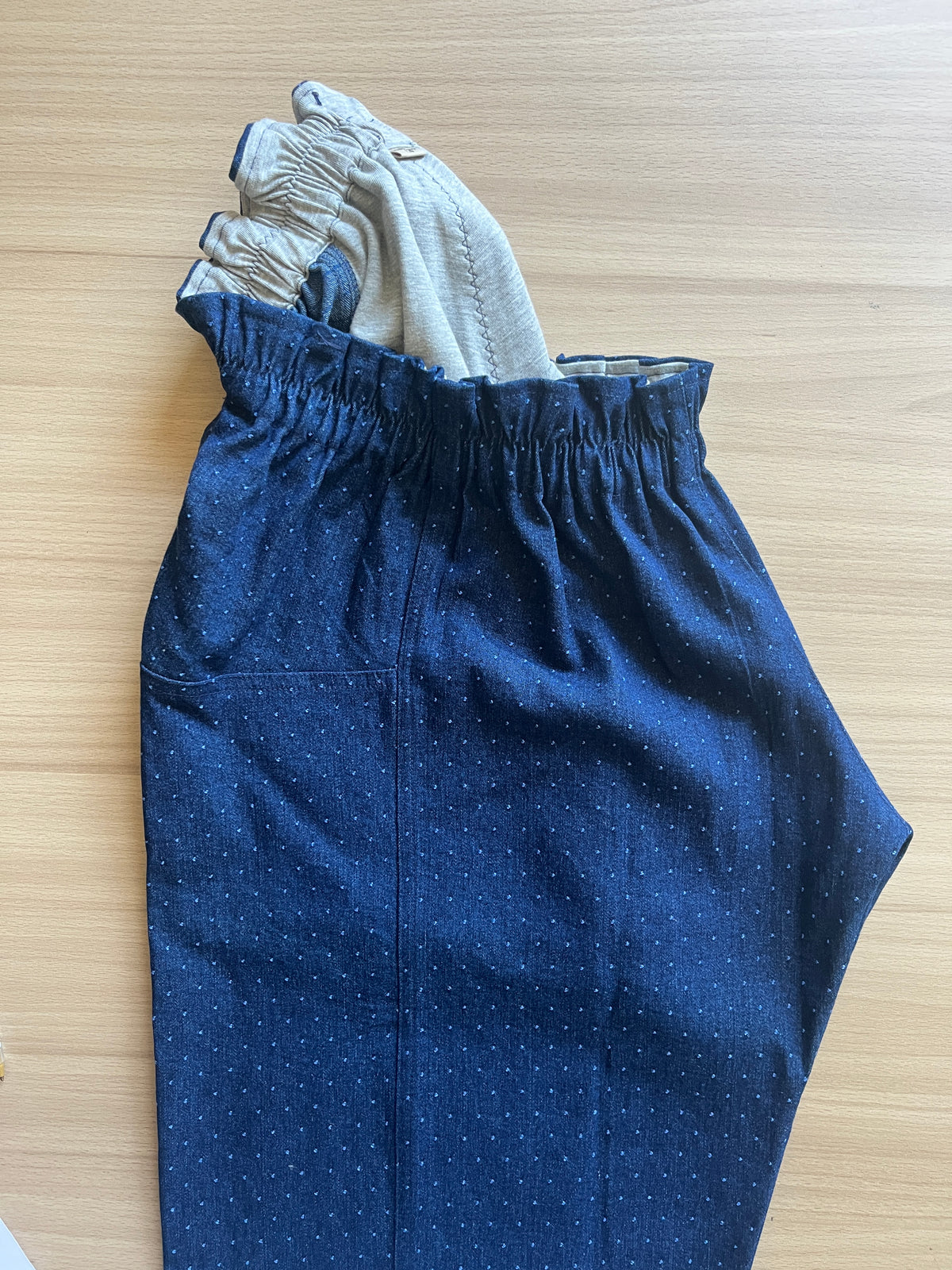 Basic Jeans Bleu à Points Taille 52-54