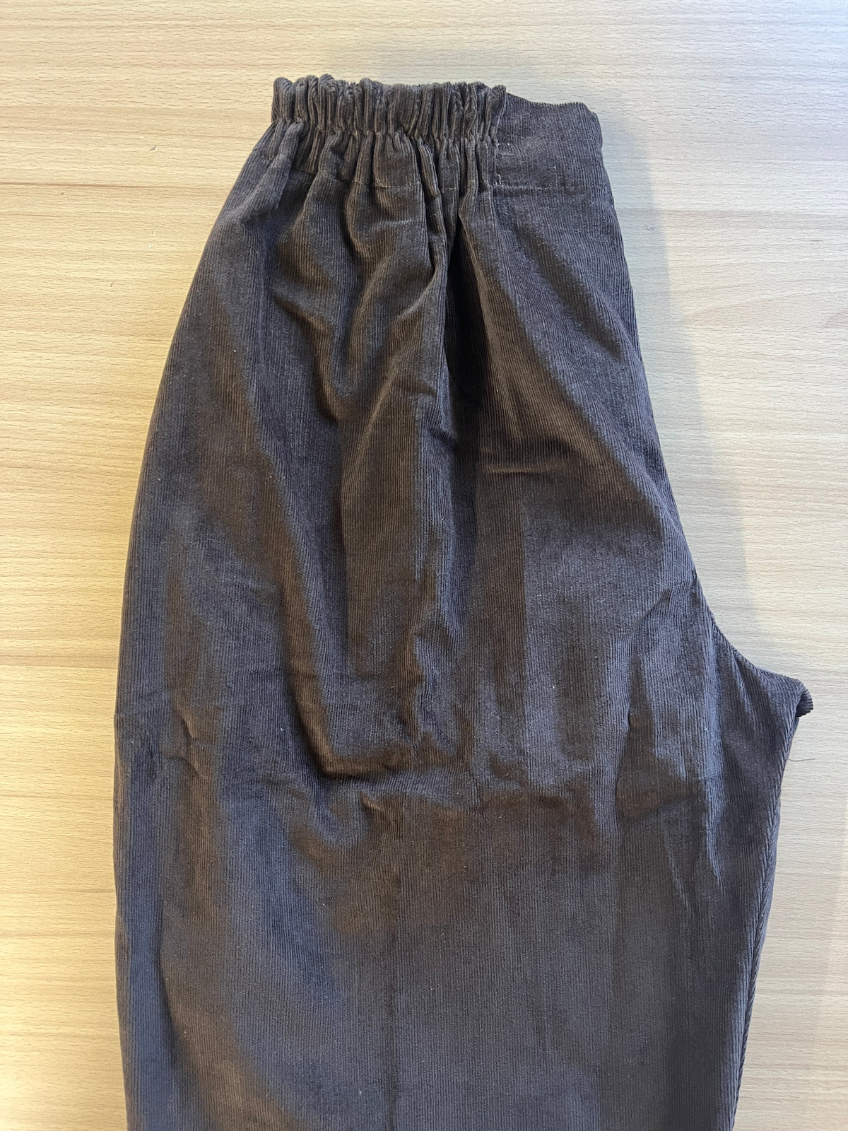 Basic Debout Velours Brun Foncé Taille 54