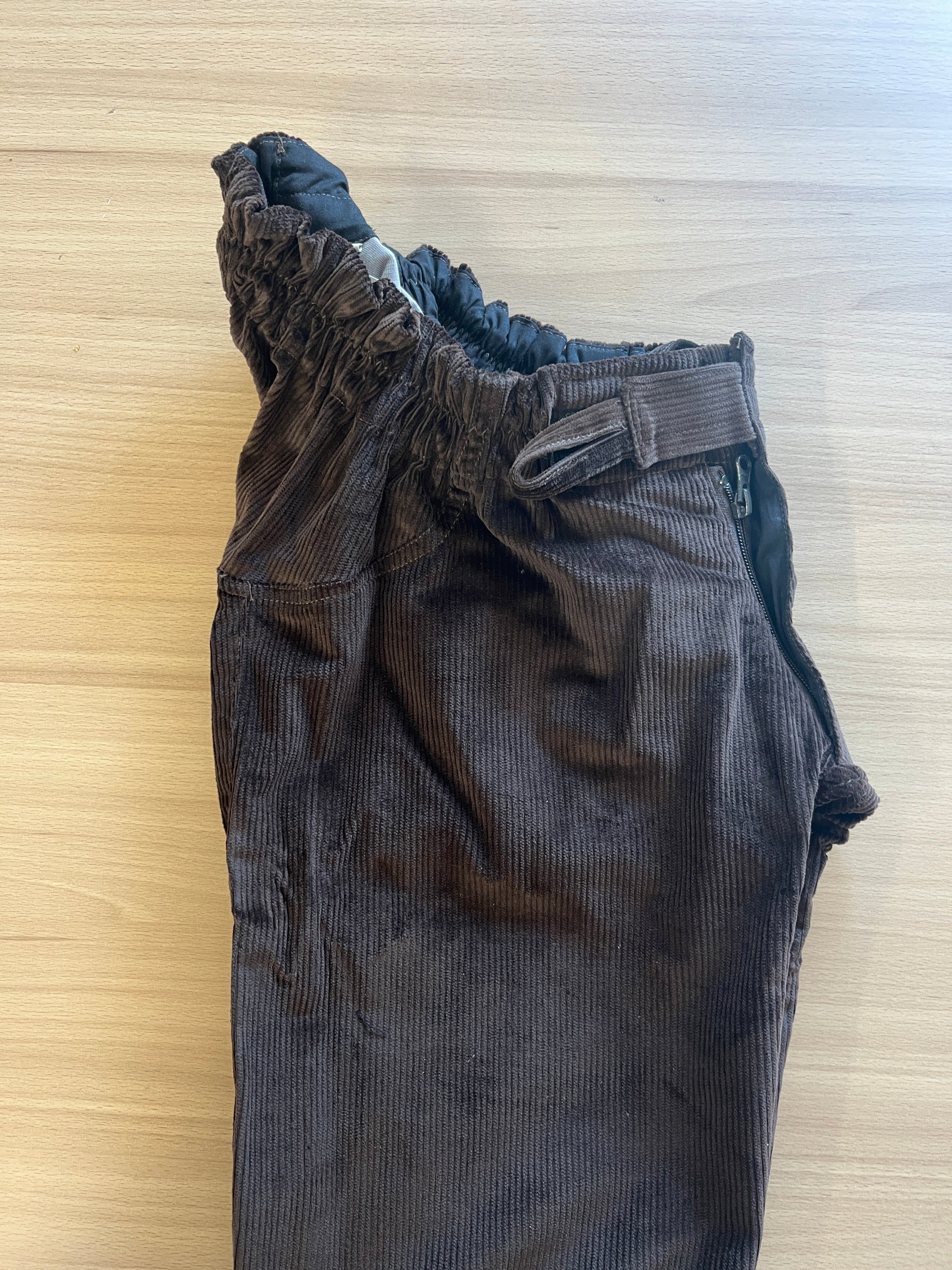 Classic Velours Côtelé Brun Foncé Taille 32-34