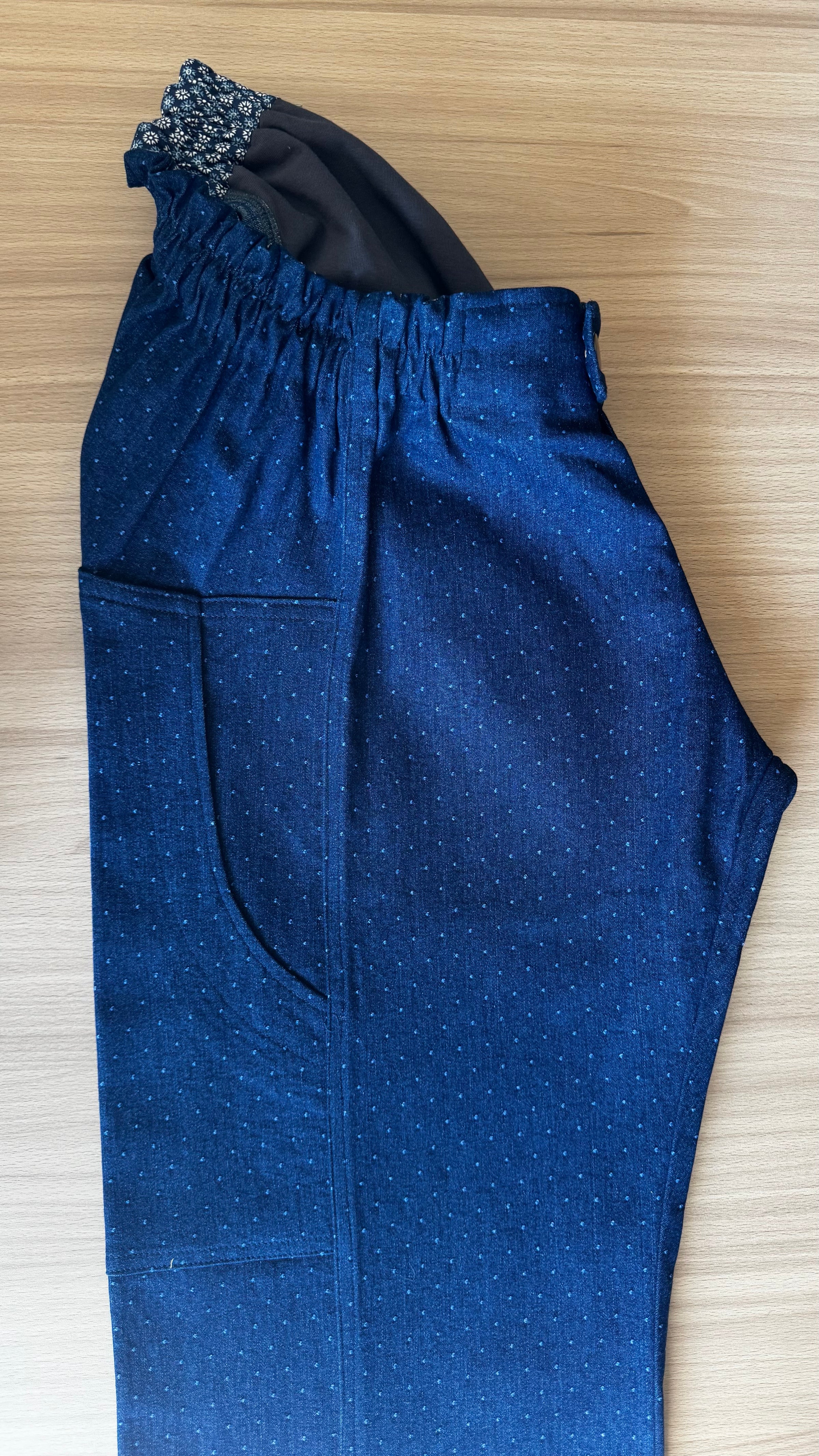 Toil'poch jean à pois bleu taille 48-50