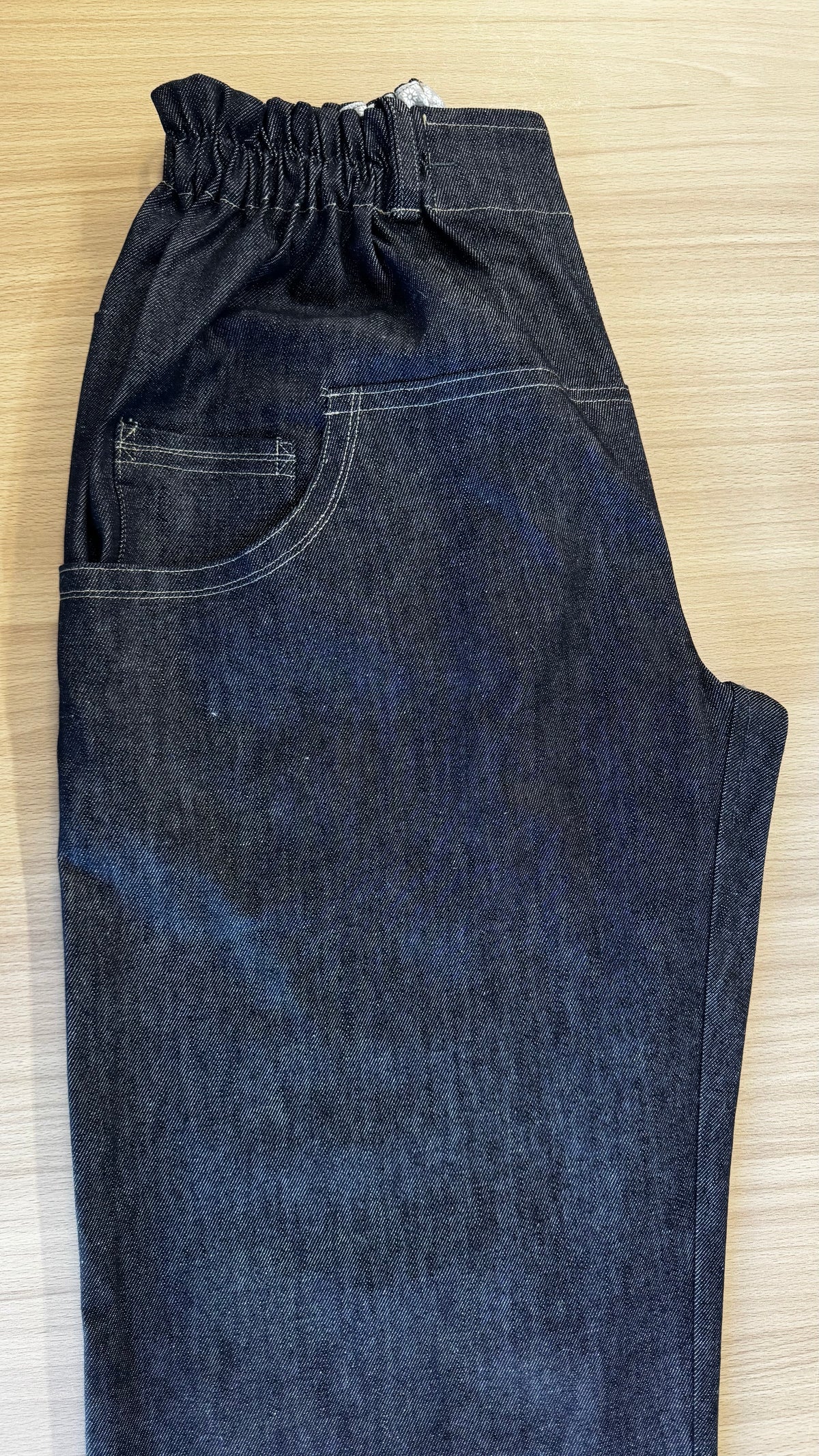 Basic debout Léo jean noir Taille 51