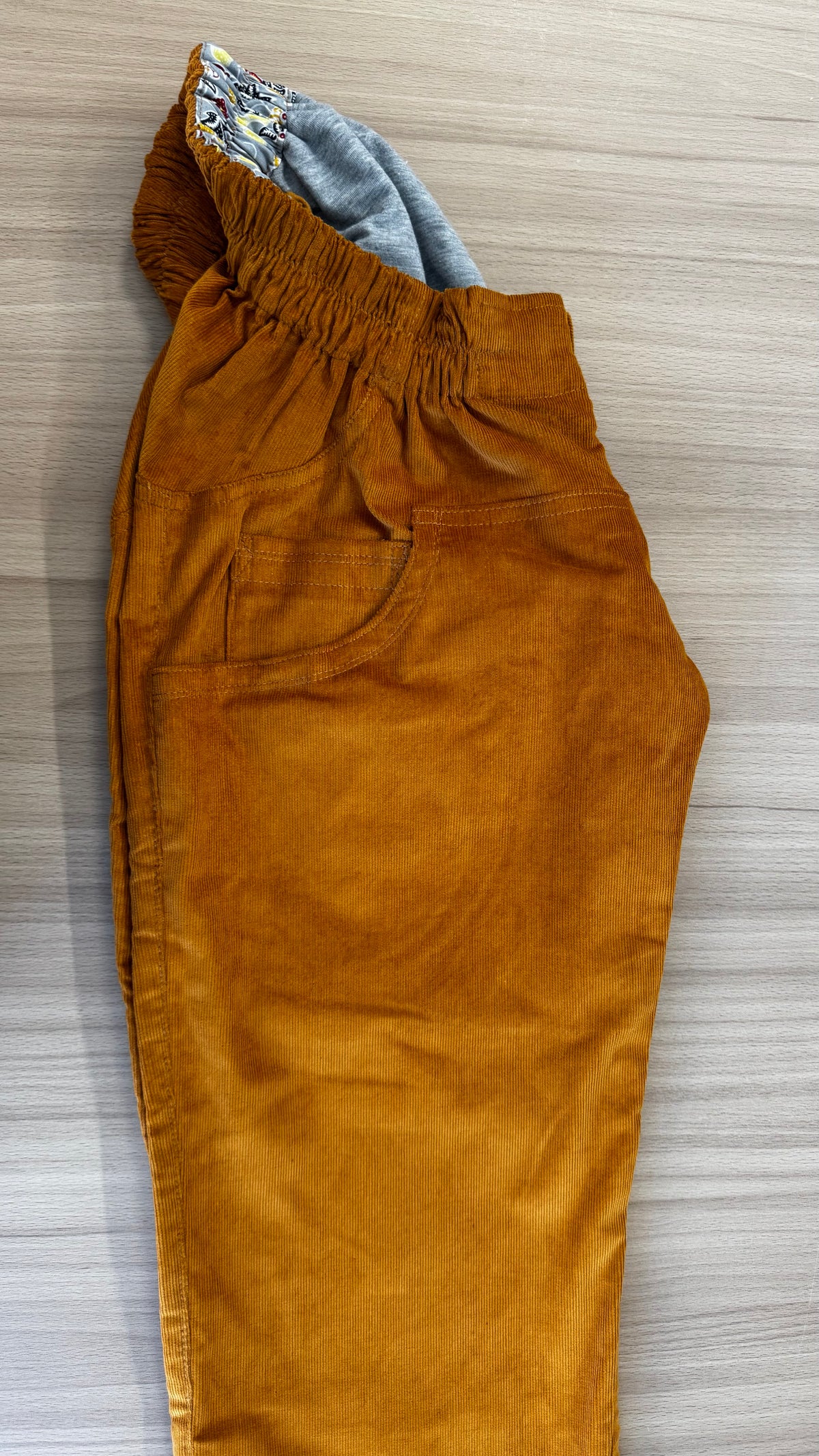 Léo velours jaune orangé taille 36-38