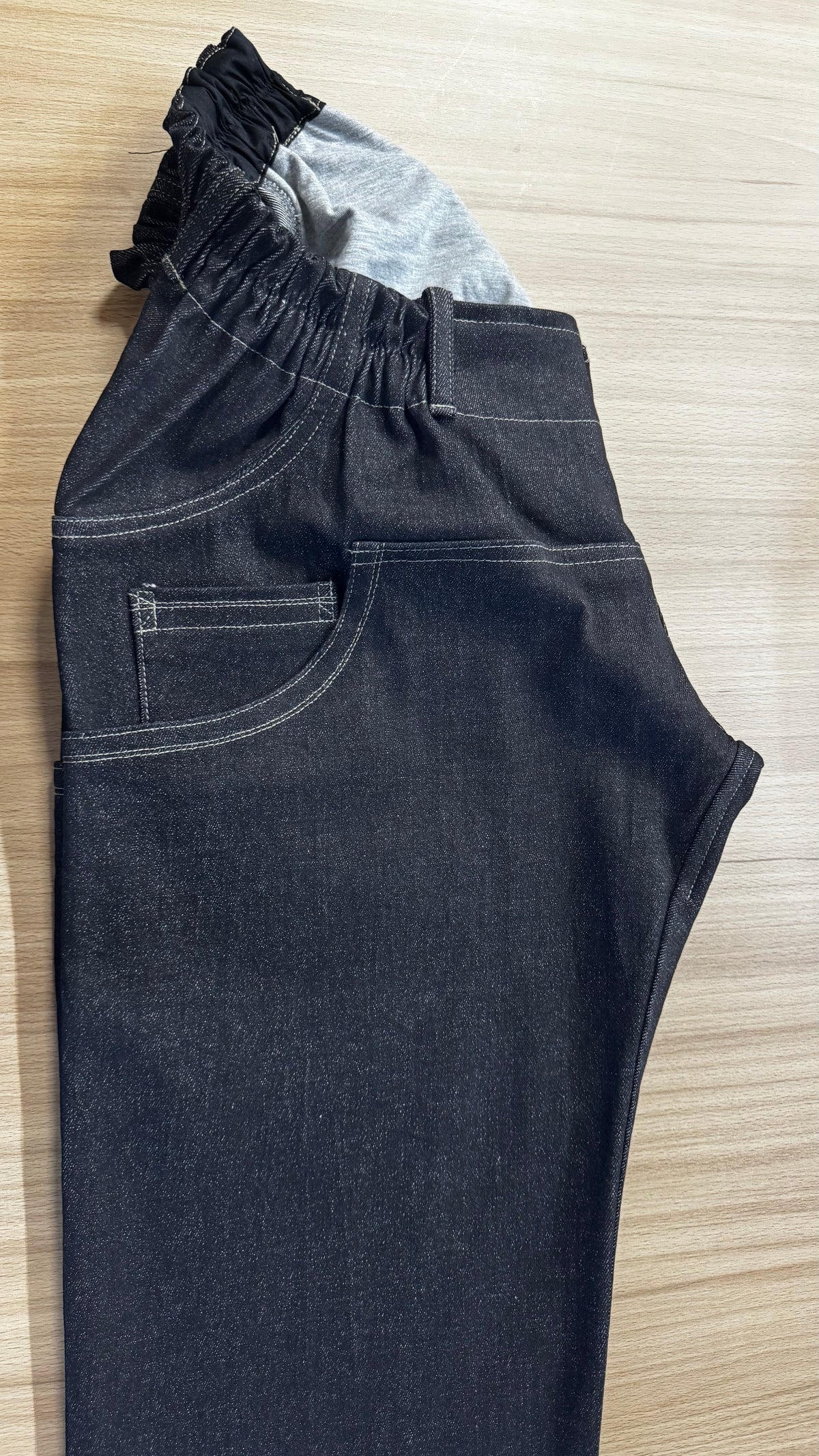 Léo jean lavé noir taille 44-46