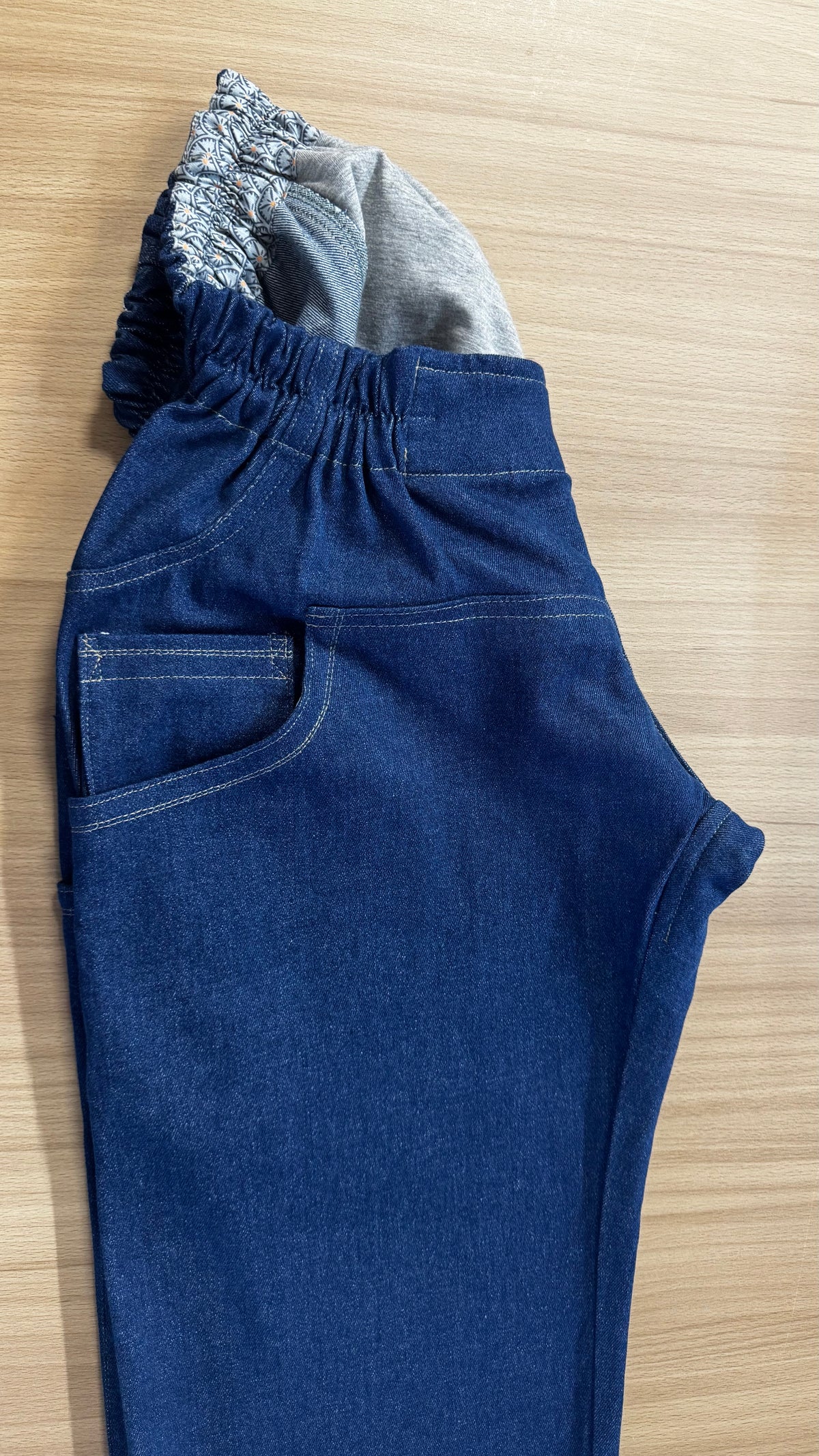 Léo jean bleu taille 44-46
