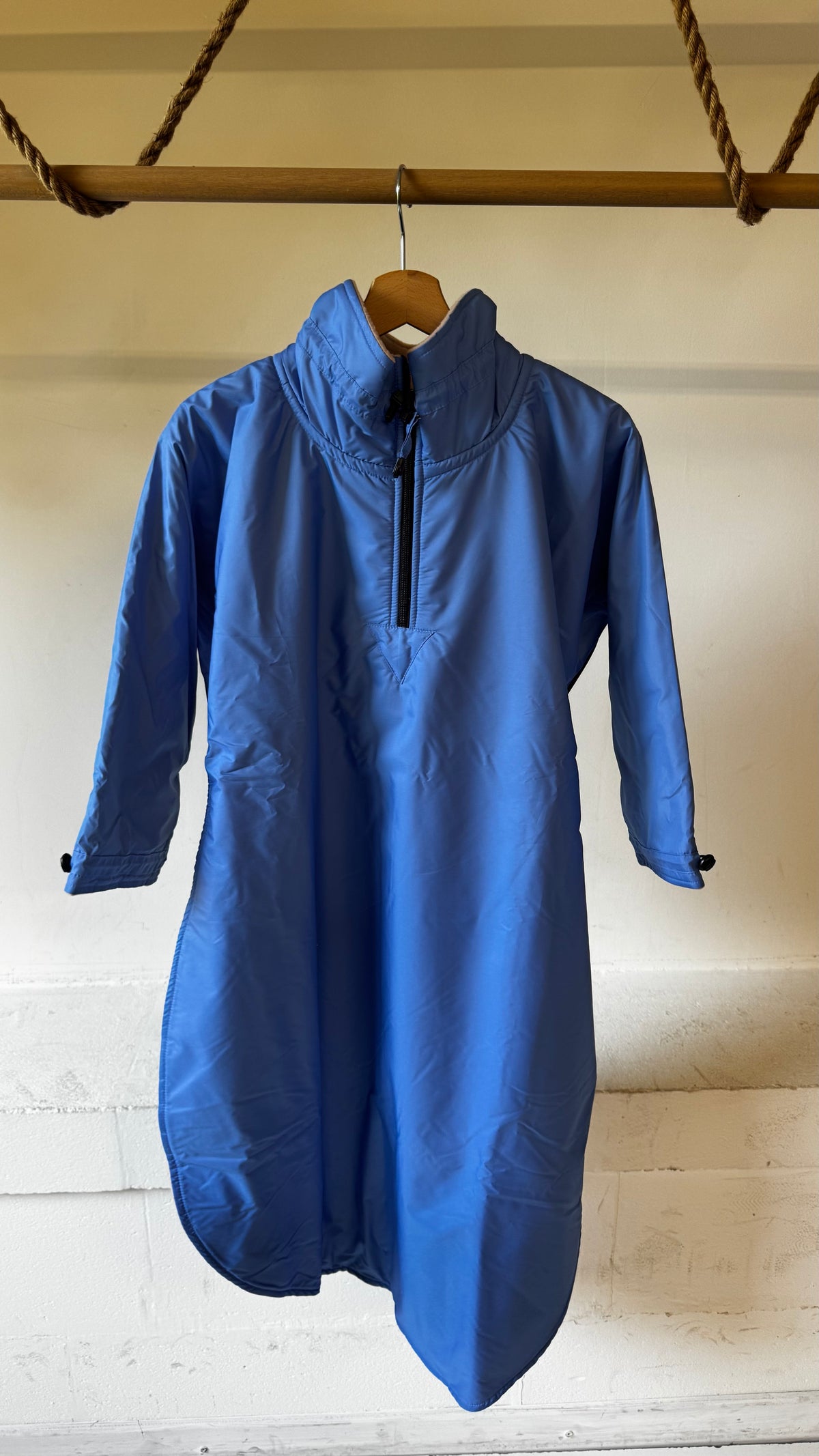 Manteau bissangle têtière imperméable bleu doublée polaire beige taille 10/12ans