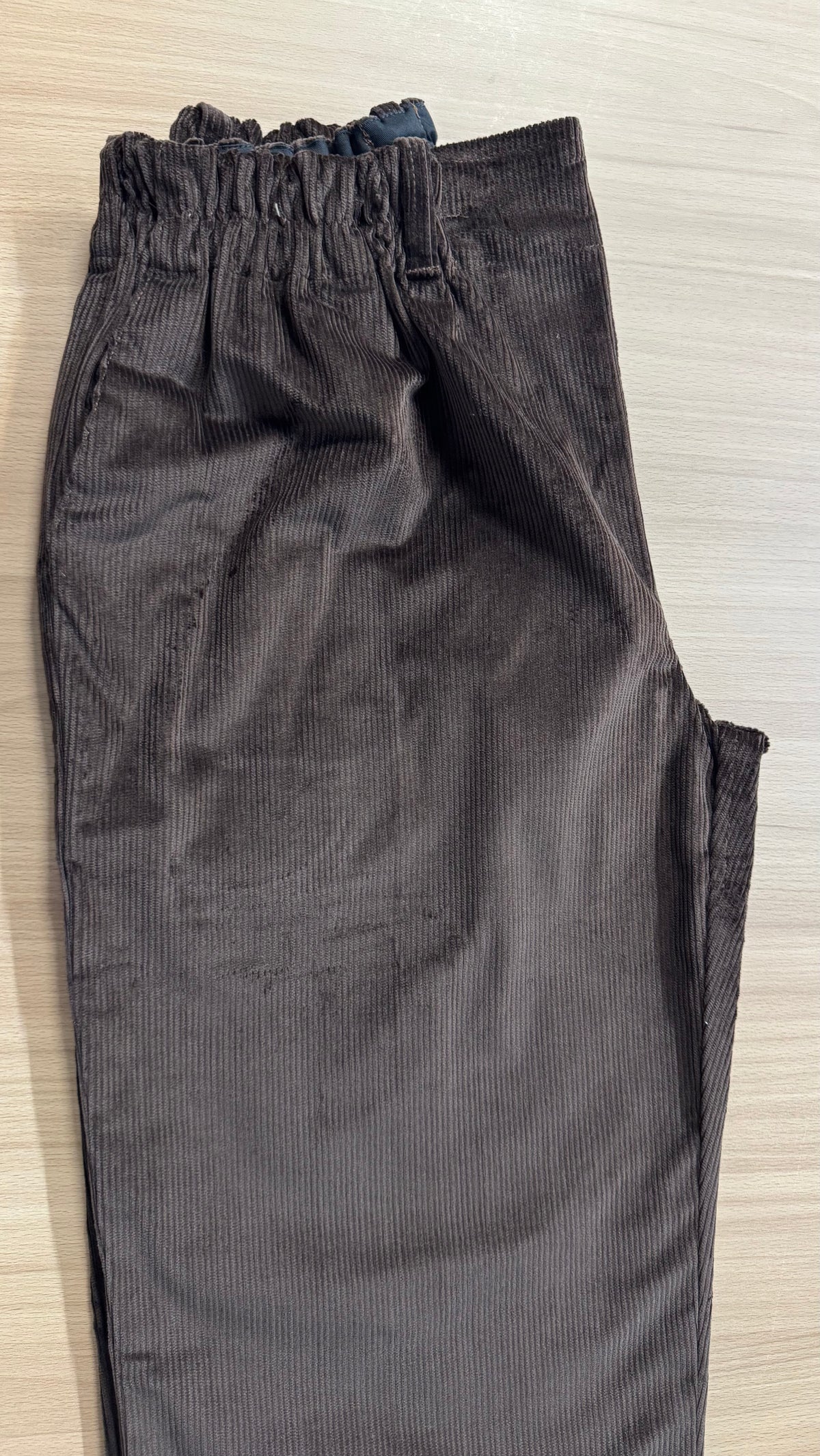Basic debout velours marron foncé Taille 48
