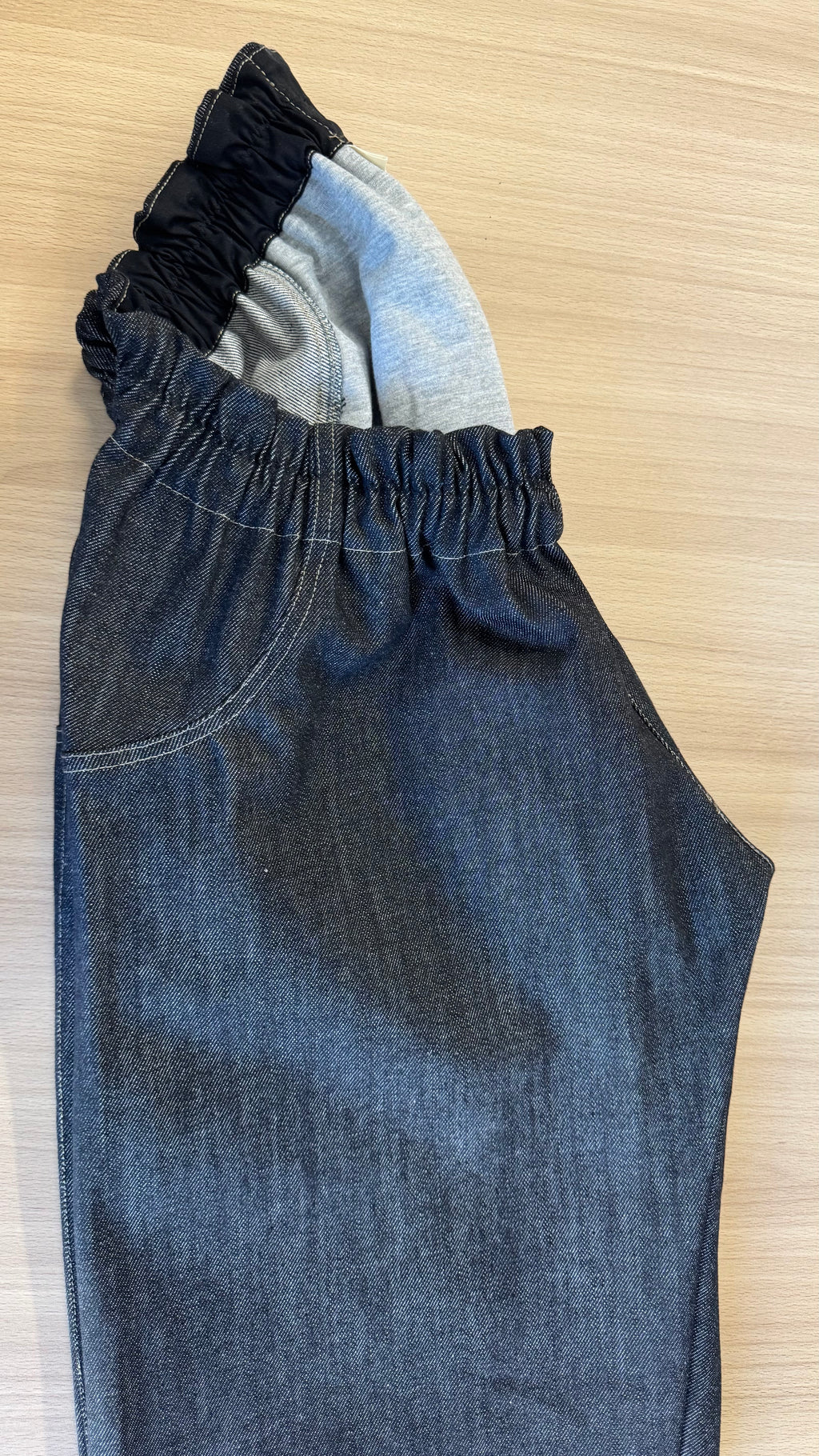 Basic jean noir taille 52-54