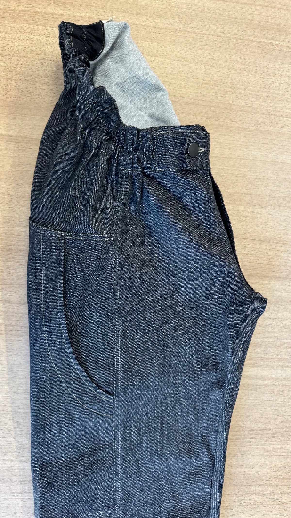 Toil'poch jean noir Taille 40-42