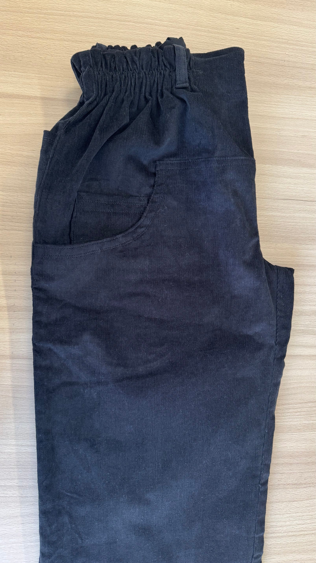 Basic debout velours milleraies noir Taille 45