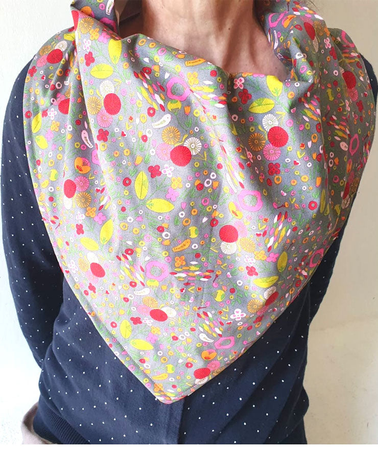 BAVOIR BANDANA GRAND MODÈLE PRINTEMPS